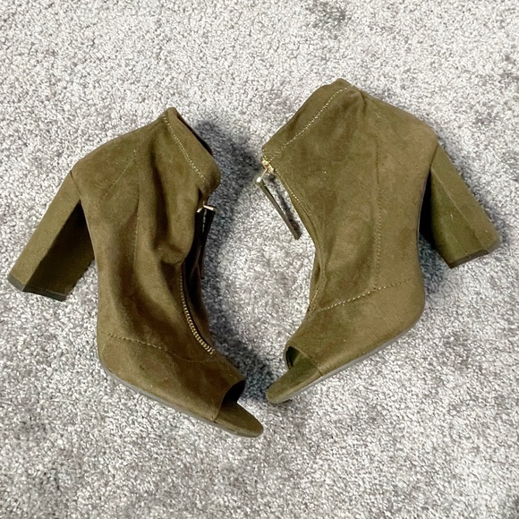 SM New York Open Toe Block Heel Zip Up Sock Ankle Boots Women's Size 8.5 - Picture 2 of 7